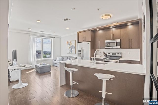 6401 Park Avenue 401, West New York, NJ 07093