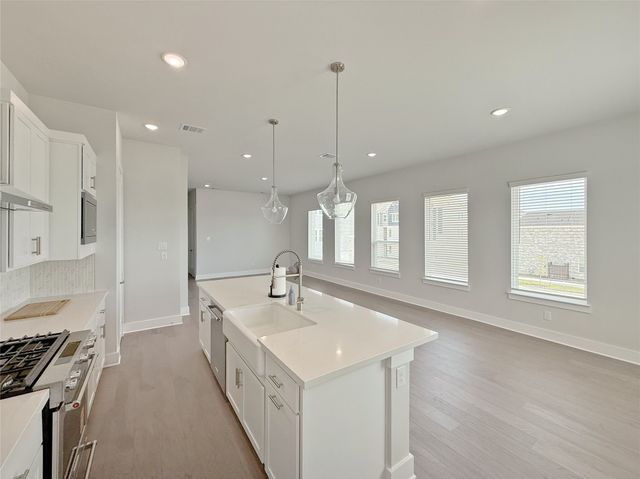 909 Ash Road, Plano, TX 75075