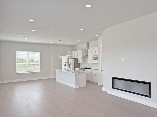 909 Ash Road, Plano, TX 75075