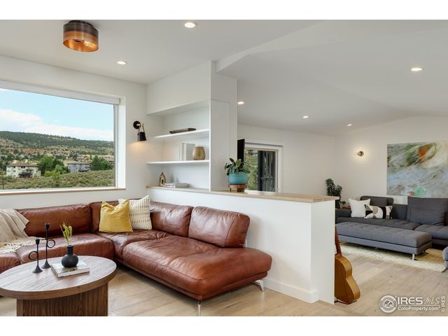 125 Longs Peak Dr, Lyons, CO 80540