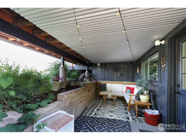 125 Longs Peak Dr, Lyons, CO 80540