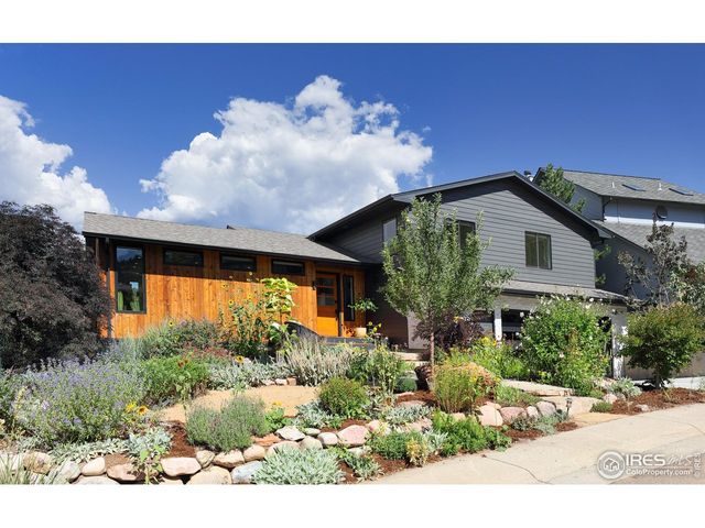 125 Longs Peak Dr, Lyons, CO 80540