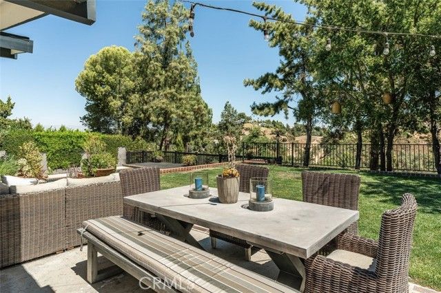 3960 Ellenita, Tarzana (los Angeles), CA 91356