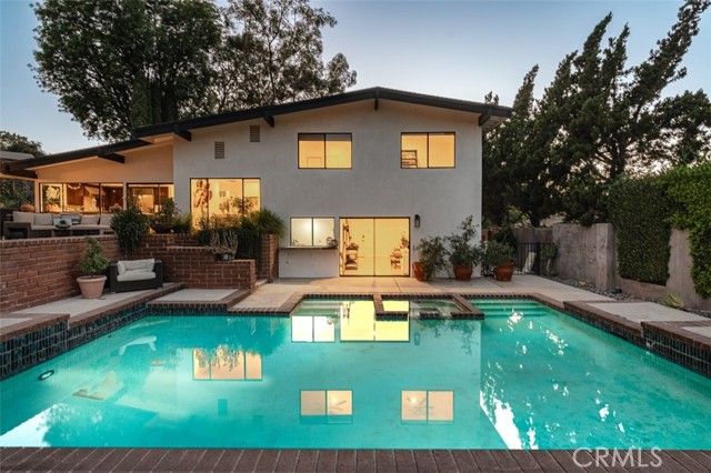 3960 Ellenita, Tarzana (los Angeles), CA 91356