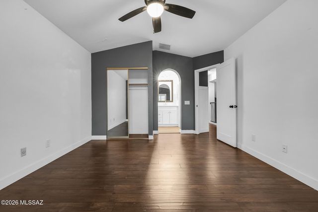 8696 N Auriga Way, Tucson, AZ 85742