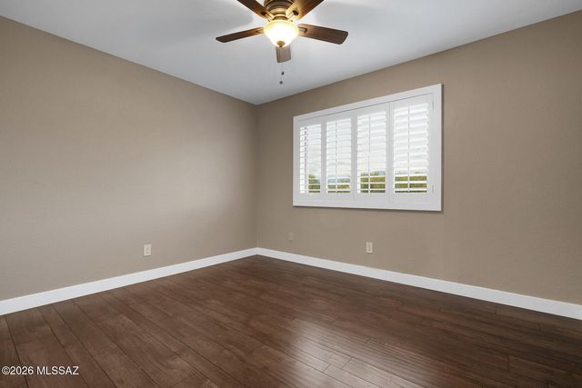 8696 N Auriga Way, Tucson, AZ 85742