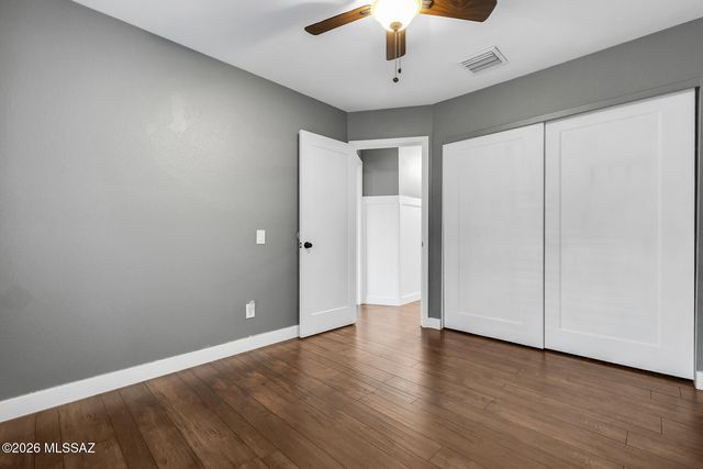 8696 N Auriga Way, Tucson, AZ 85742