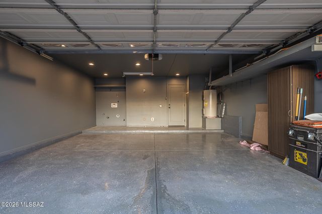 8696 N Auriga Way, Tucson, AZ 85742