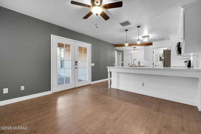8696 N Auriga Way, Tucson, AZ 85742