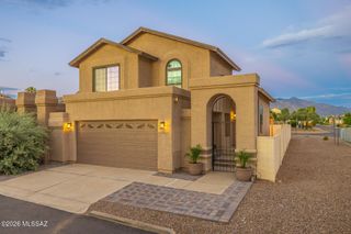 8696 N Auriga Way, Tucson, AZ 85742