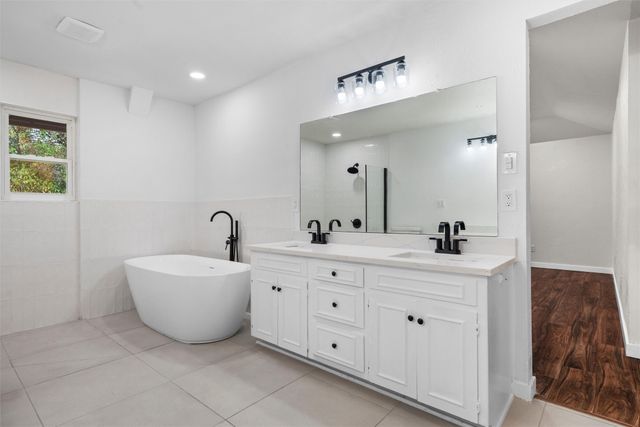 6020 Lantana Lane, Fort Worth, TX 76112