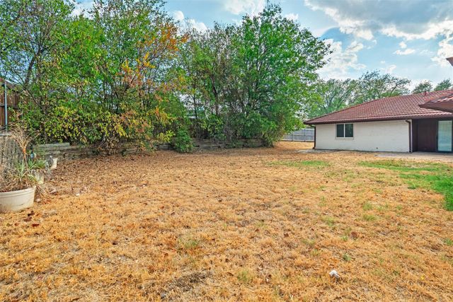 6020 Lantana Lane, Fort Worth, TX 76112