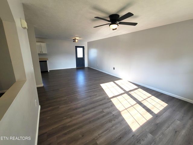4121 Briggs Loop, Kodak, TN 37764