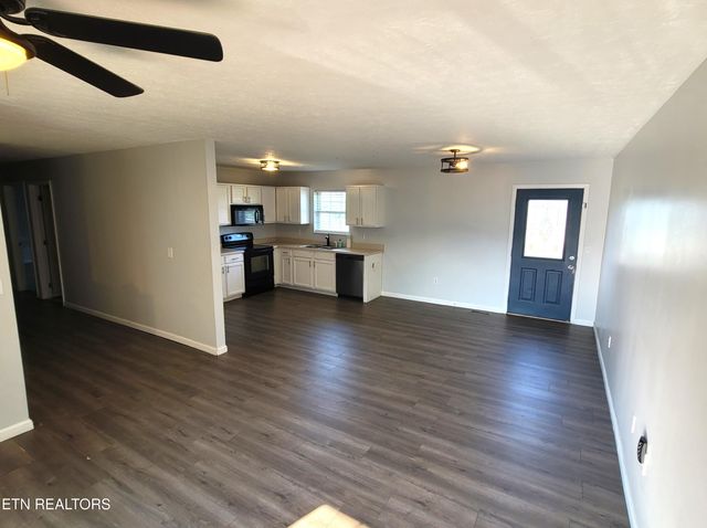 4121 Briggs Loop, Kodak, TN 37764