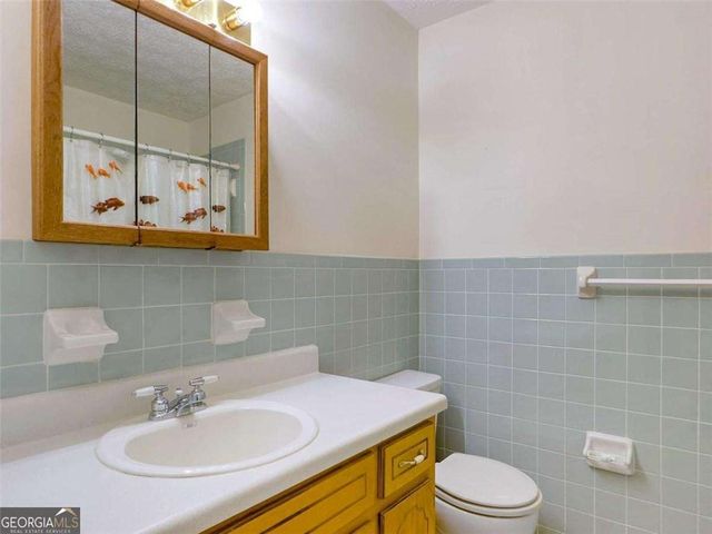 240 Riverview Road, Jackson, GA 30233