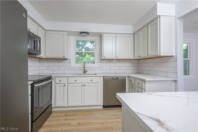 3345 Crownpoint Street NW, Massillon, OH 44646
