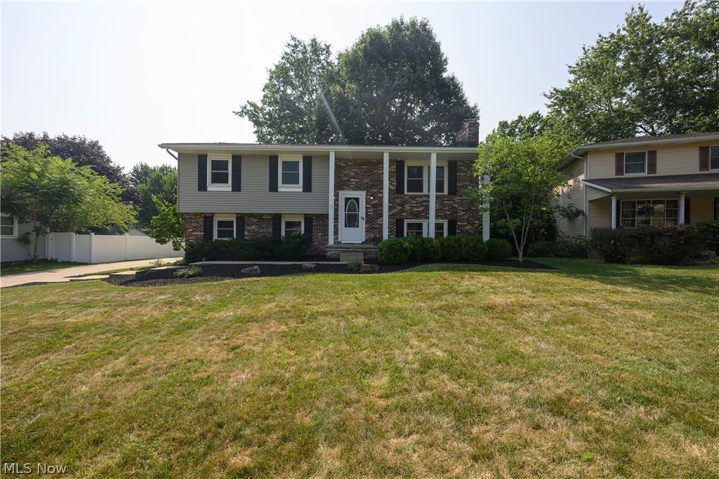 3345 Crownpoint Street NW, Massillon, OH 44646