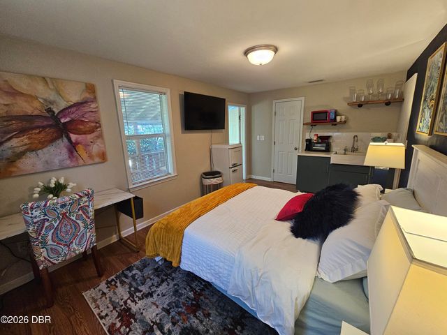 127 Bosarvey Drive, Ormond Beach, FL 32176