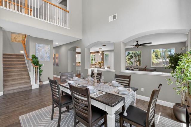 9818 Black Swan Dr, Elk Grove, CA 95624