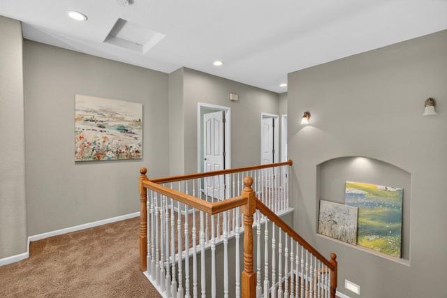 9818 Black Swan Dr, Elk Grove, CA 95624