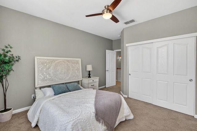 9818 Black Swan Dr, Elk Grove, CA 95624