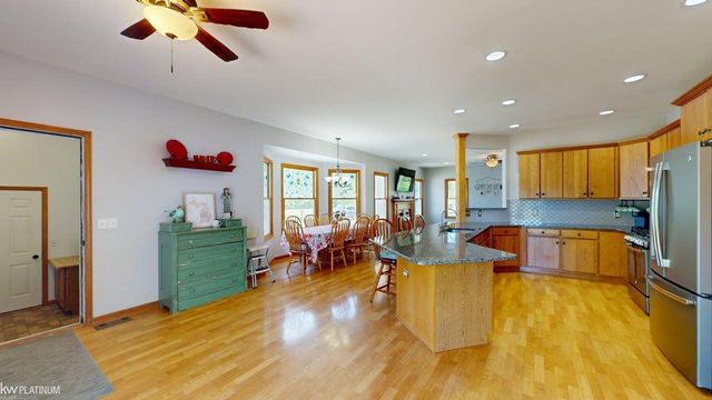 9352 Arnold Road, Ira, MI 48023