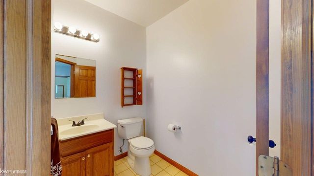 9352 Arnold Road, Ira, MI 48023