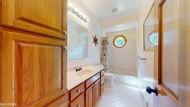 9352 Arnold Road, Ira, MI 48023