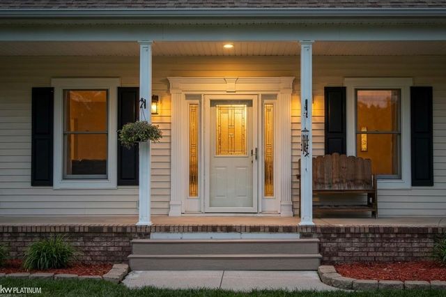 9352 Arnold Road, Ira, MI 48023