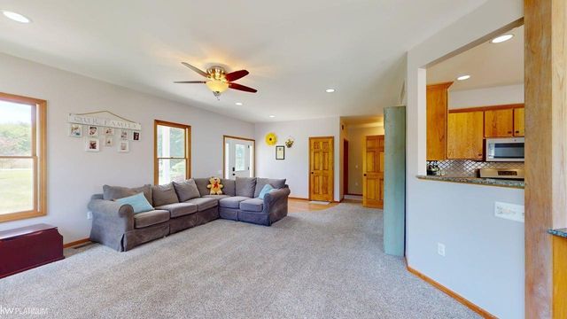 9352 Arnold Road, Ira, MI 48023