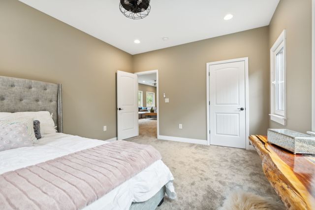 146 Angels Cove Ln, Lebanon, TN 37087