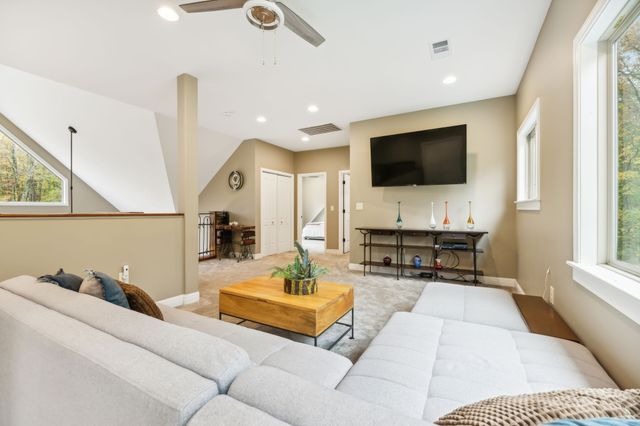 146 Angels Cove Ln, Lebanon, TN 37087