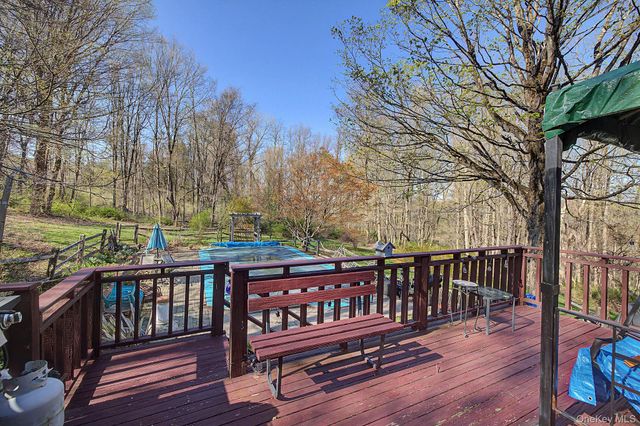 57 Buhleir Road, Pawling, NY 12564