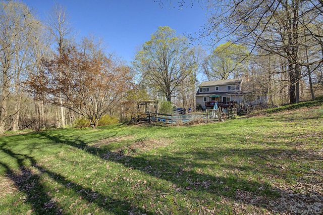 57 Buhleir Road, Pawling, NY 12564