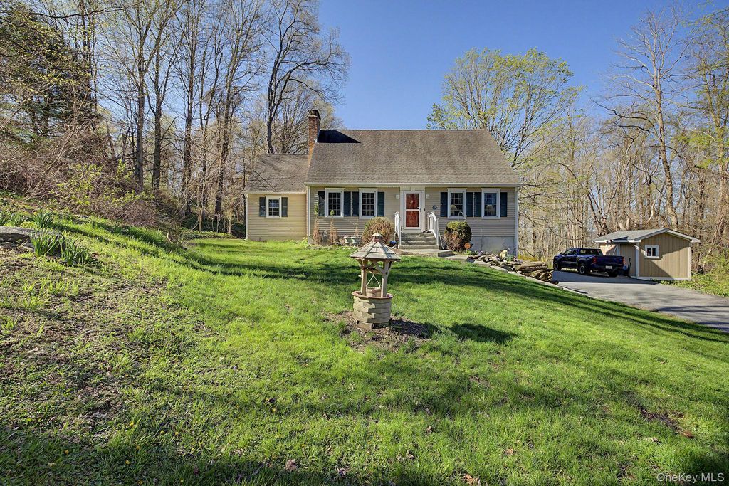 57 Buhleir Road, Pawling, NY 12564