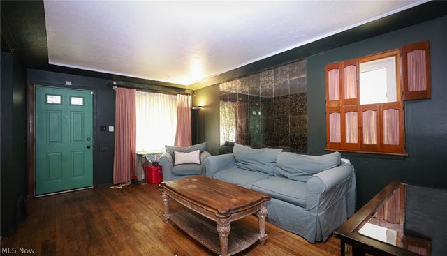 11820 Guardian Boulevard, Cleveland, OH 44135