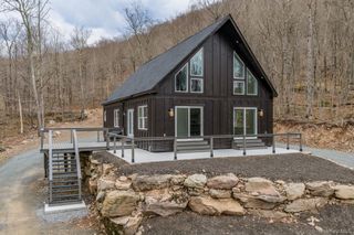 1211 Gulf Rd, Livingston Manor, NY 12724
