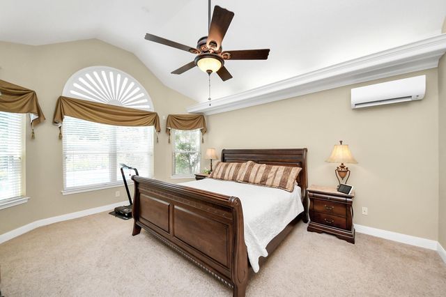 16 Twin Valley Drive, Sugar Land, TX 77479