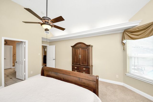 16 Twin Valley Drive, Sugar Land, TX 77479