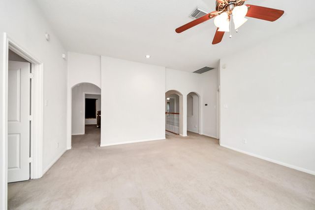 16 Twin Valley Drive, Sugar Land, TX 77479