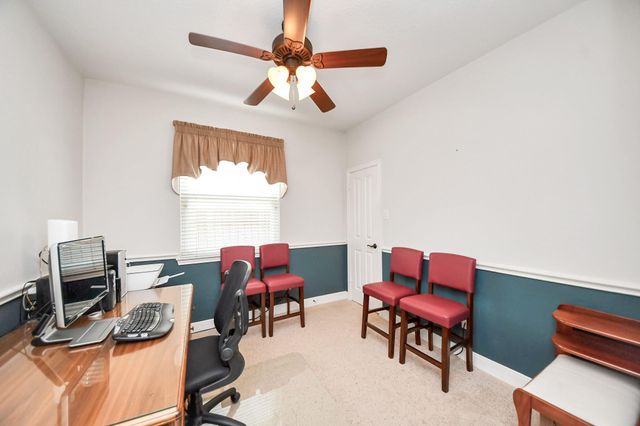 16 Twin Valley Drive, Sugar Land, TX 77479