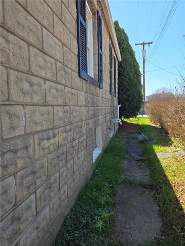102 Isabell St, City Of Washington, PA 15301