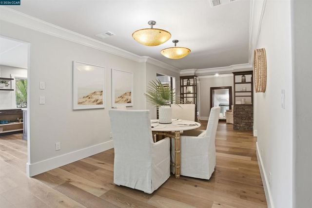 181 Alegra Ln, Walnut Creek, CA 94598