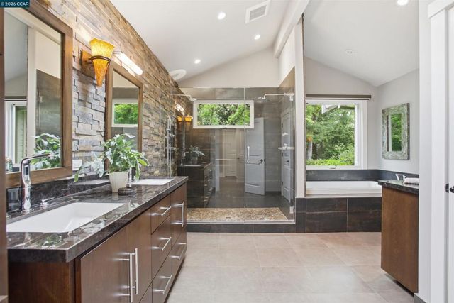 181 Alegra Ln, Walnut Creek, CA 94598