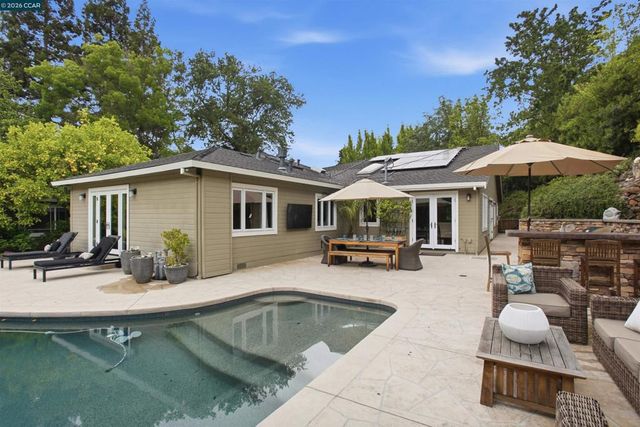 181 Alegra Ln, Walnut Creek, CA 94598