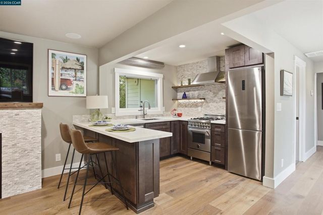 181 Alegra Ln, Walnut Creek, CA 94598