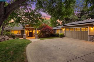 181 Alegra Ln, Walnut Creek, CA 94598