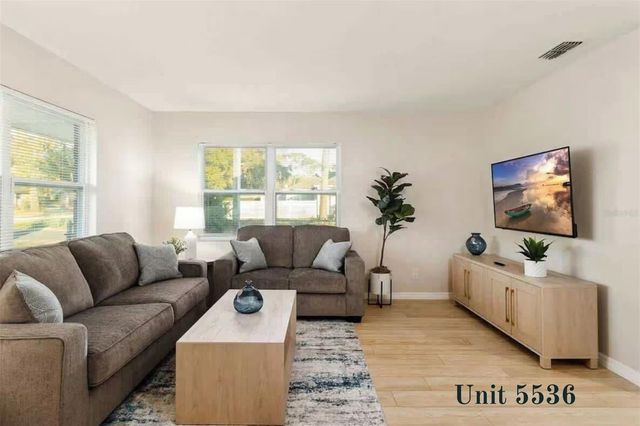 5532 20TH STREET, Zephyrhills, FL 33542