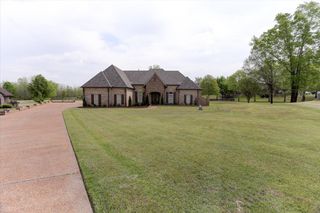 40 SALISBURY CV, Eads, TN 38028