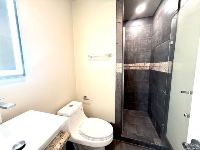 105 Brentwood, New Braunfels, TX 78130